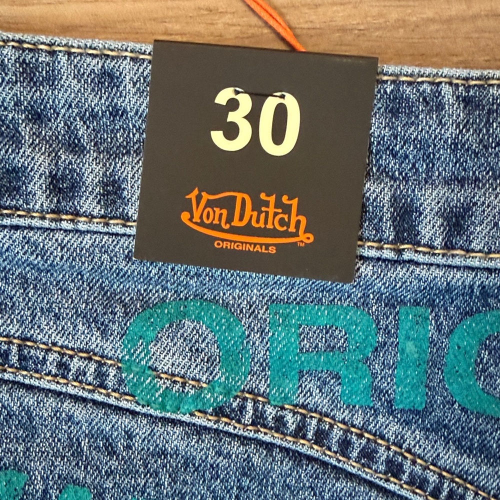 Von Dutch Y2K Low Rise Denim Micro Mini Skirt Eyeball Patch Size 30 NWT - Picture 8 of 16